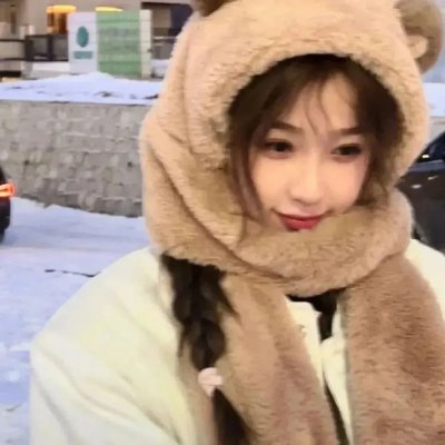 跳舞的红色公交